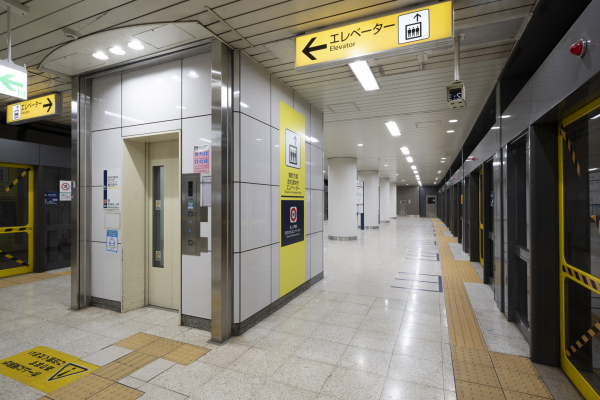 ホーム内装工事