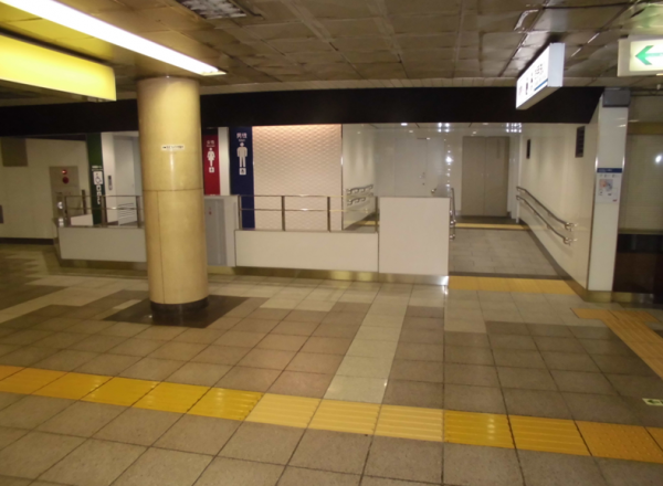 駅トイレ改築工事